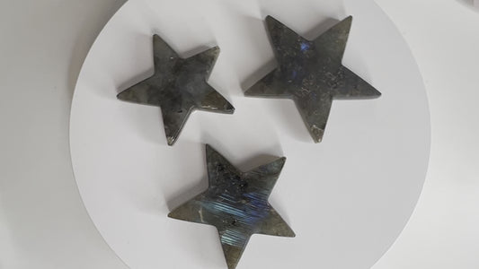 Labadorite Star 2"high 21g #2