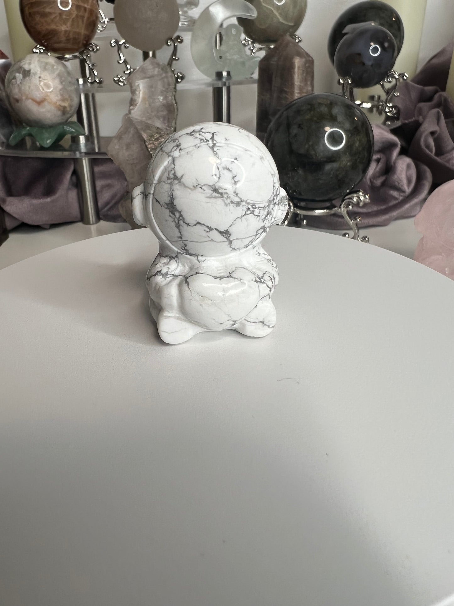 Howlite Astronaut