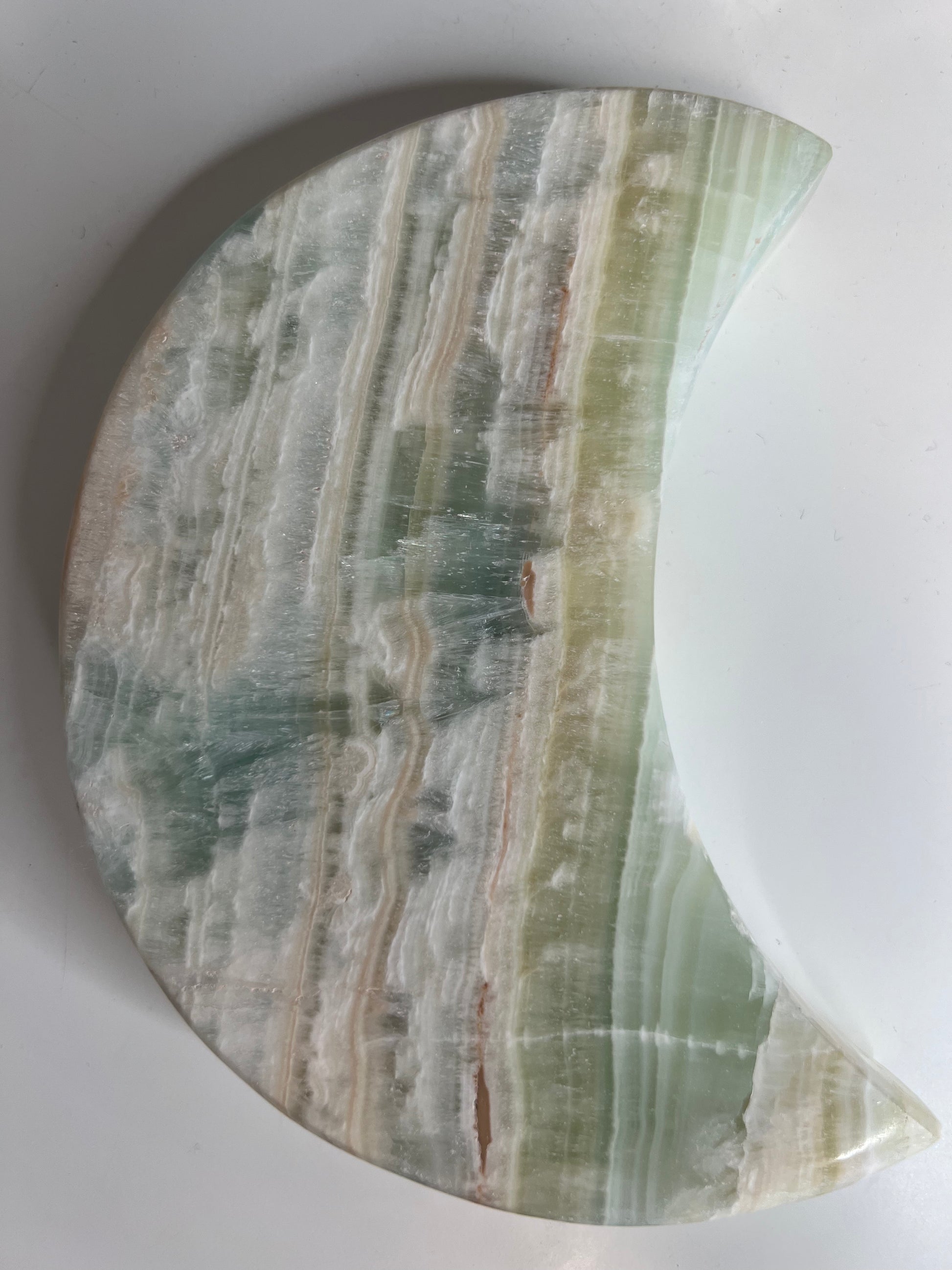 Kiwi Calcite Large Moon Plate