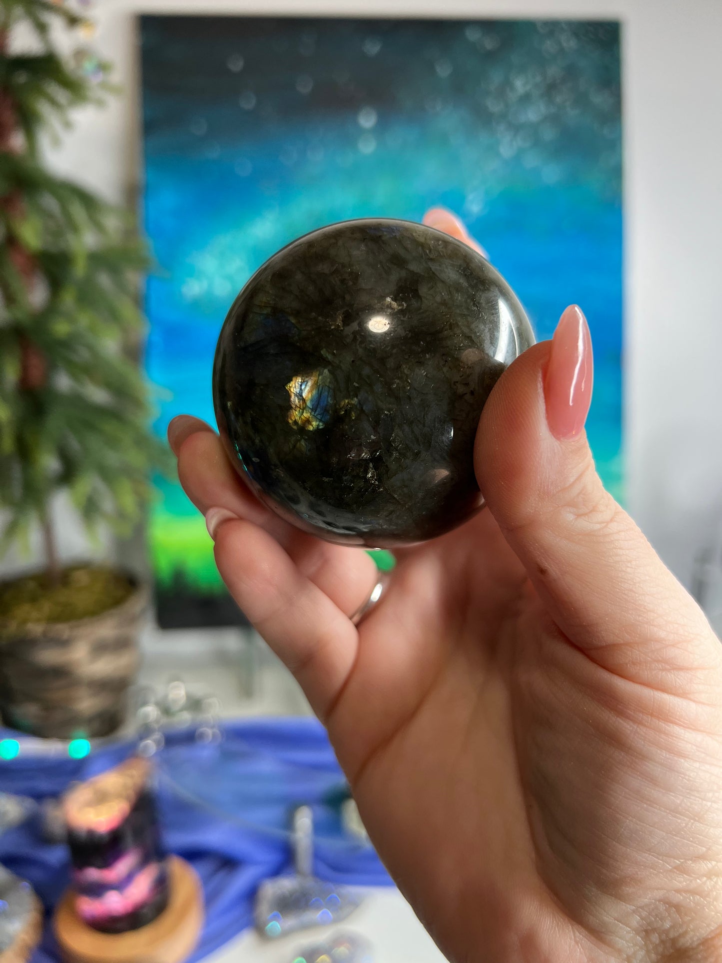 Labradorite Sphere 334g
