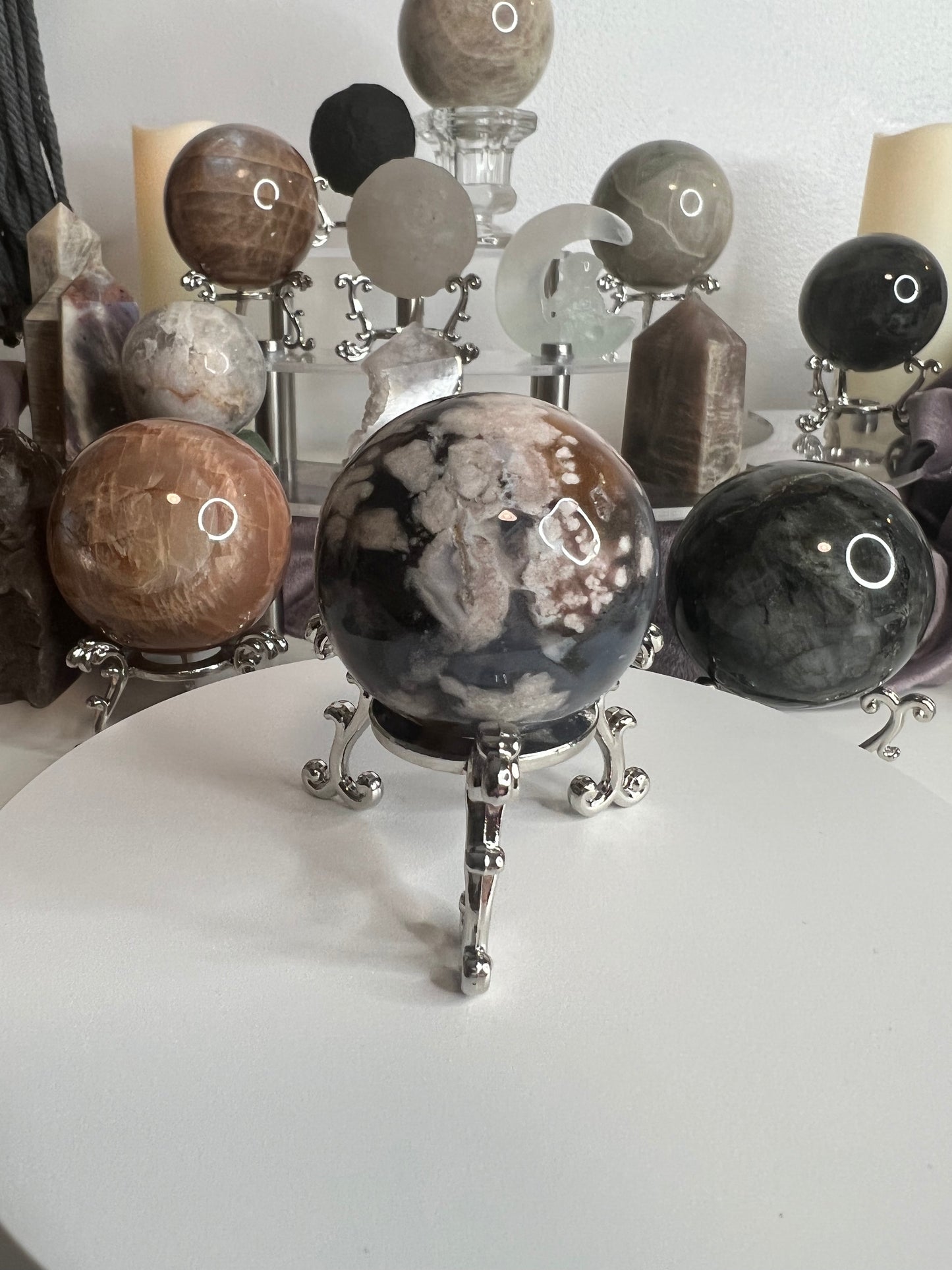 Black Flower Agate Sphere 105g #3