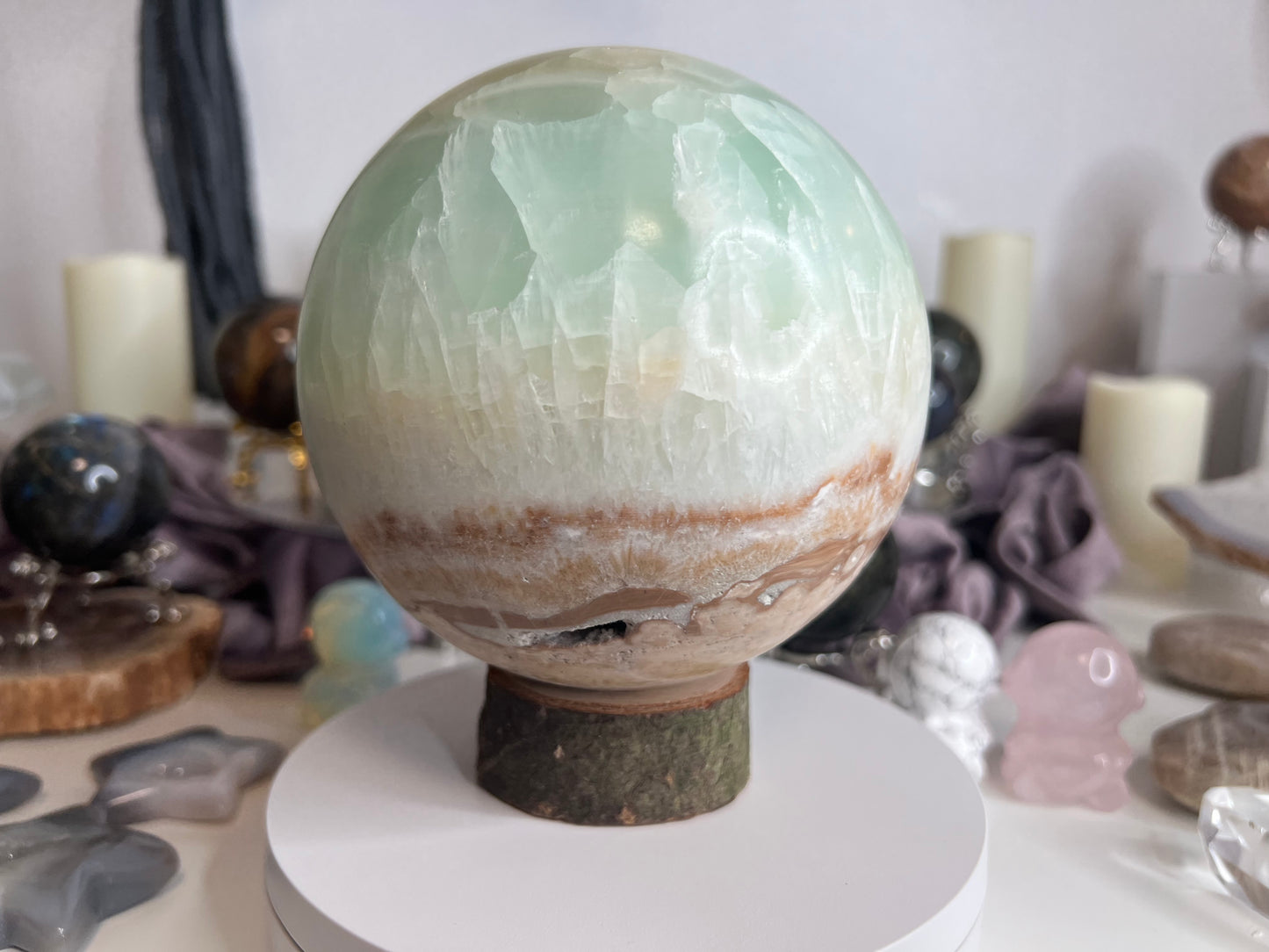 Caribbean Calcite Sphere 2736g or 6lbs